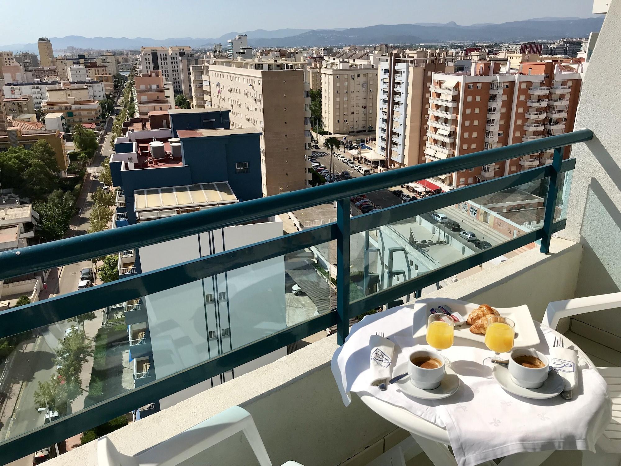 Hotel Hotel Rh Arena 4*