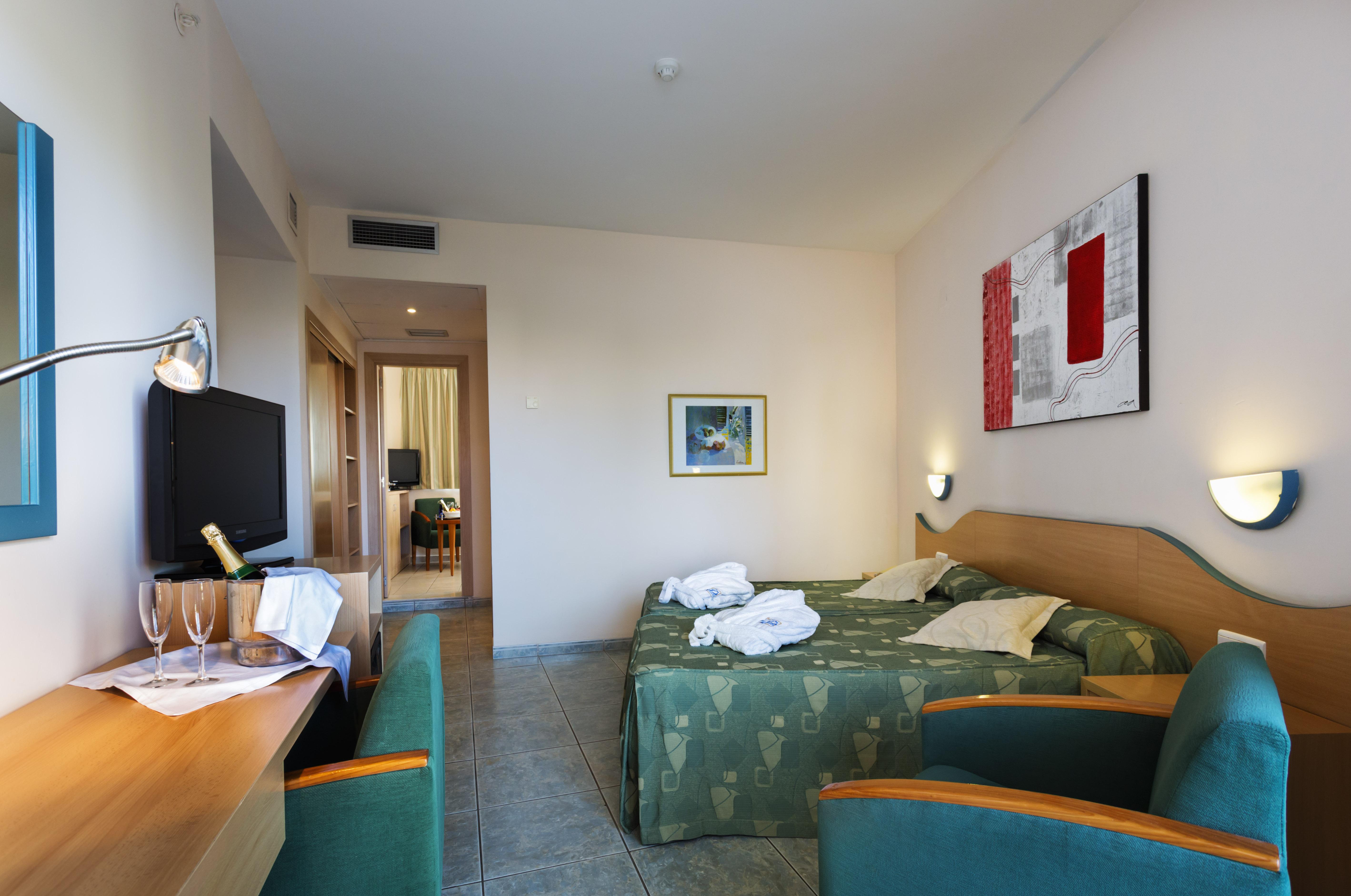 Hotel Hotel Rh Arena 4*