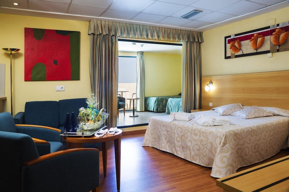Hotel Rh Arena Hotel 4*